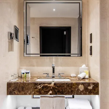 Hotel Hilton 5*